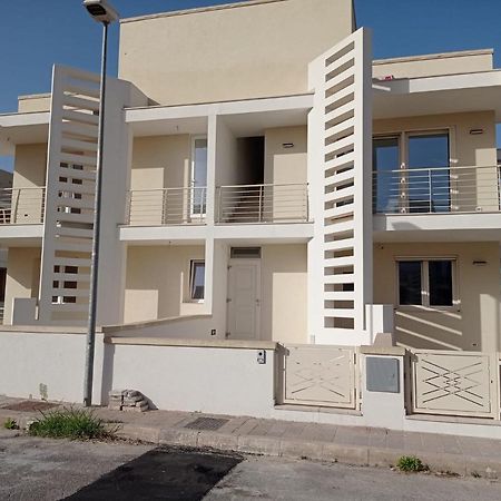 Gelsimori Apartments Otranto Exterior photo