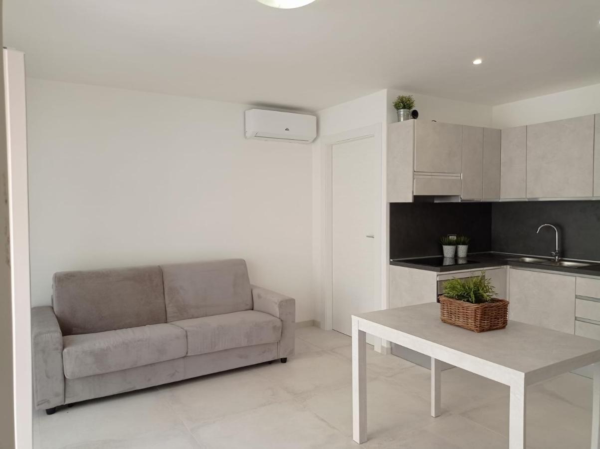 Gelsimori Apartments Otranto Exterior photo